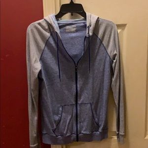Women’s lightweight UA hoodie